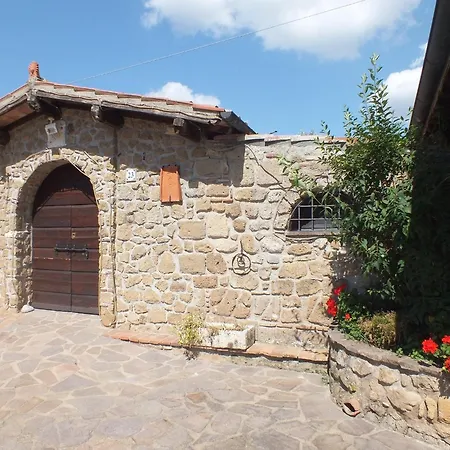 Pian De' Somari Farm stay *
